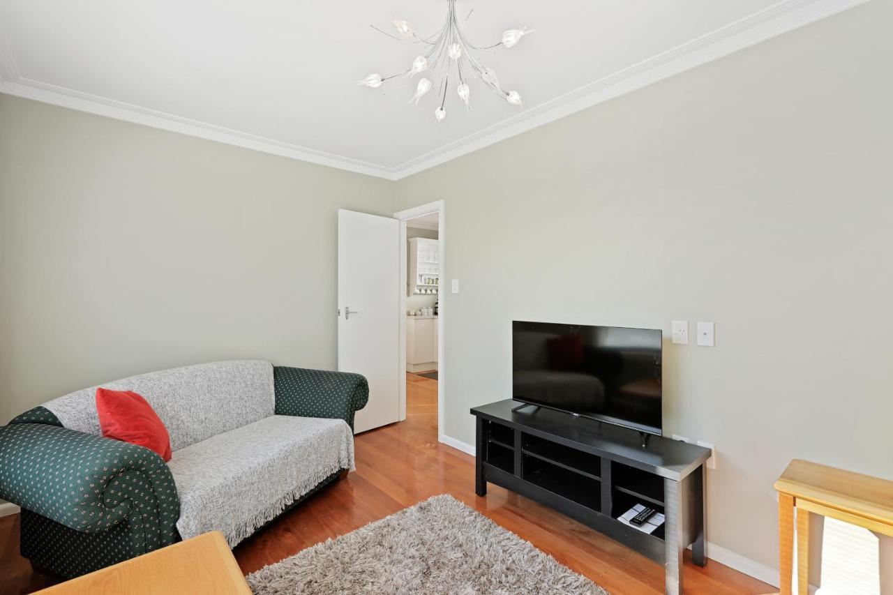 Coastal City Retreat - New Brighton Accommodation Christchurch Bagian luar foto
